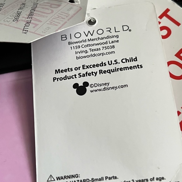 Pink Minnie Mouse Suitcase/ Luggage - Picture 4 of 4